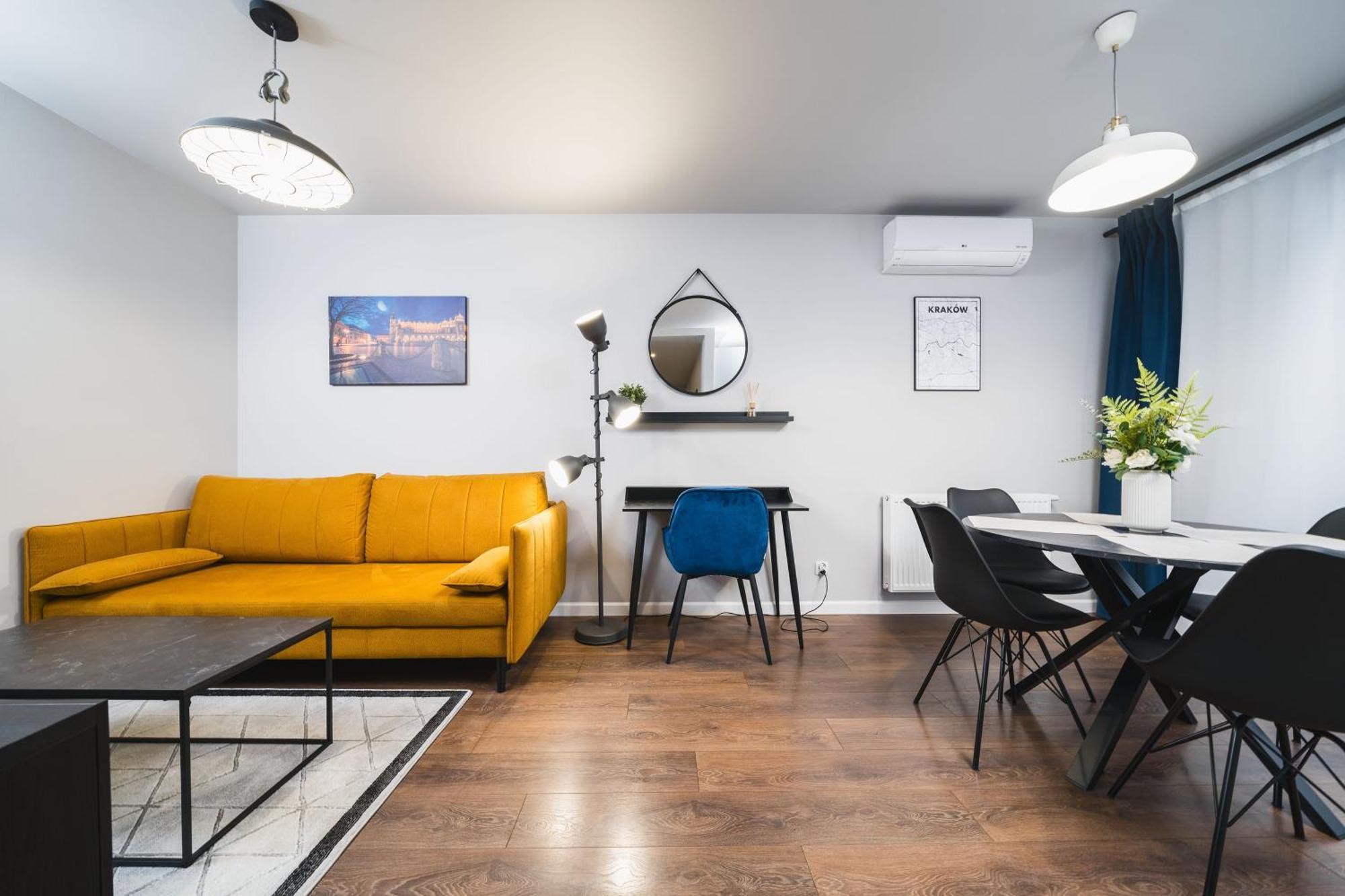 Appartamento Apartament Z Tarasem Oraz Podziemnym Parkingiem Cracovia Esterno foto