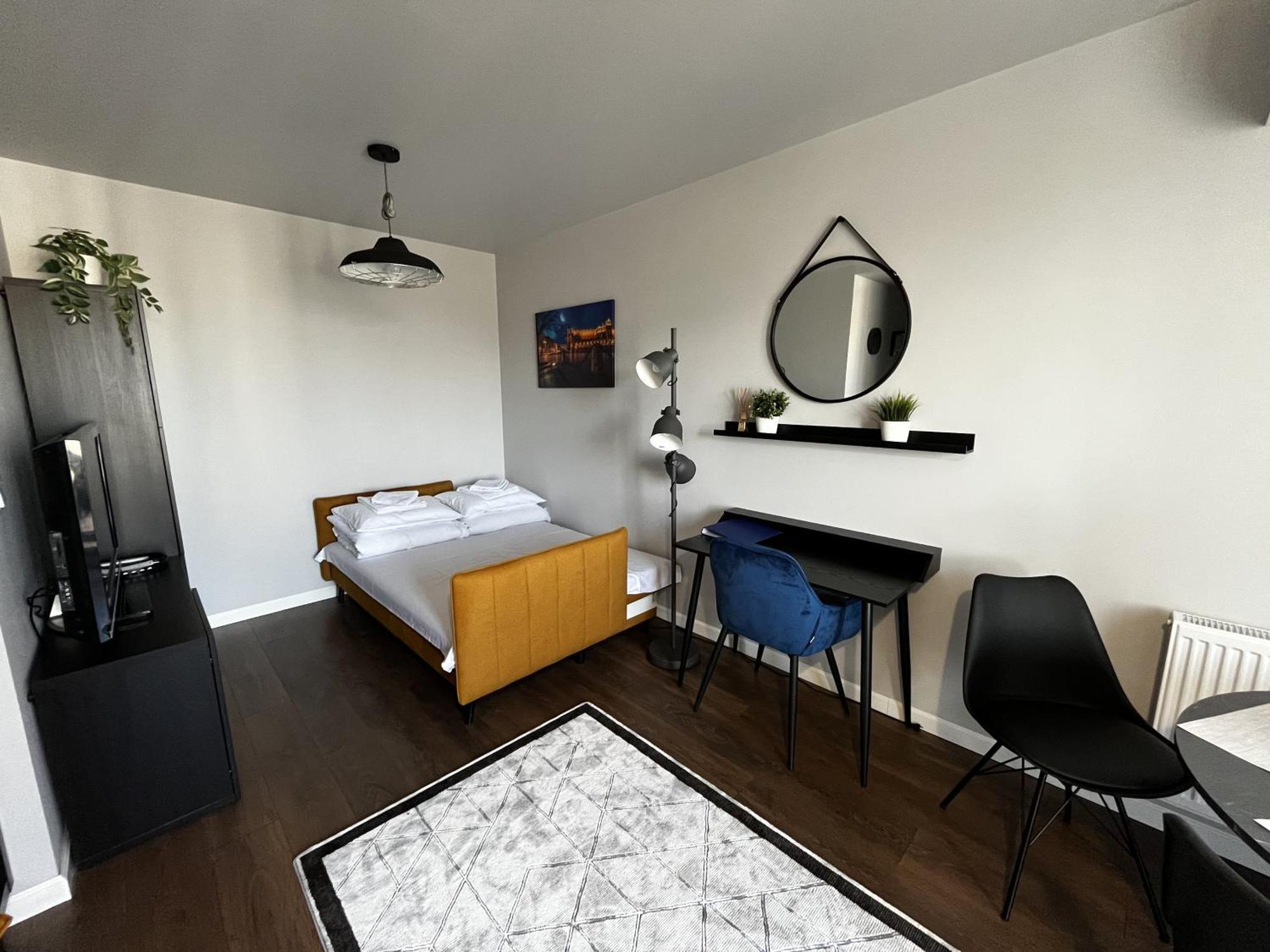 Appartamento Apartament Z Tarasem Oraz Podziemnym Parkingiem Cracovia Esterno foto